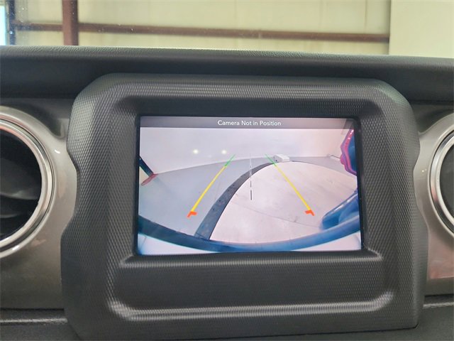 Used 2021 Jeep Wrangler Unlimited Sahara image 27