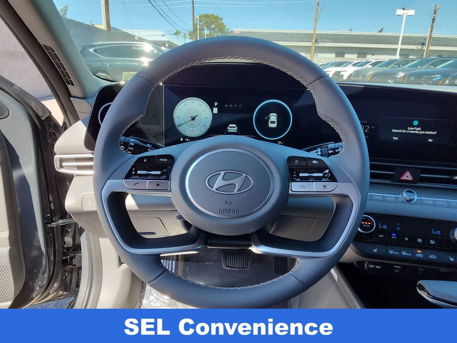 Certified 2025 Hyundai Elantra SEL FWD image 19