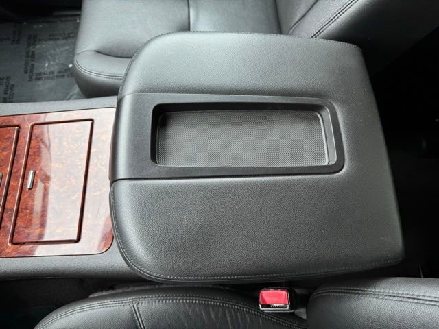 Used 2013 Chevrolet Avalanche LTZ AWD/4WD image 18