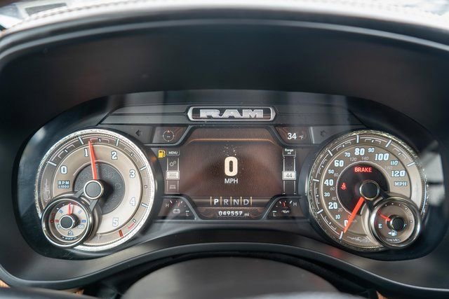 Used 2022 RAM 1500 Limited w/ Body-Colour Bumper Group image 23