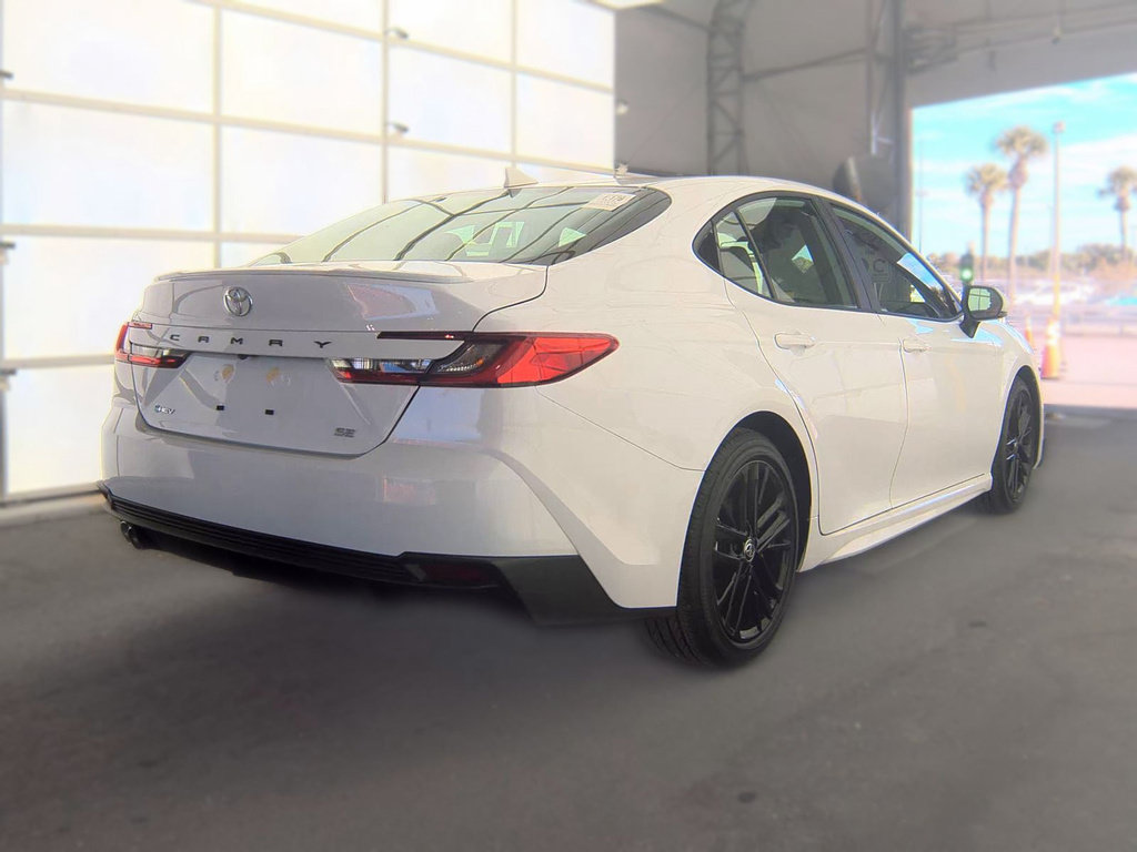 Used 2026 Toyota Camry SE FWD image 4
