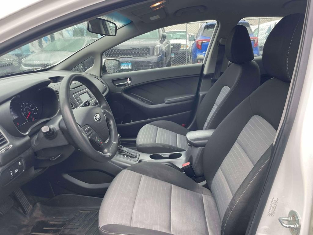 Used 2016 Kia Forte LX image 15