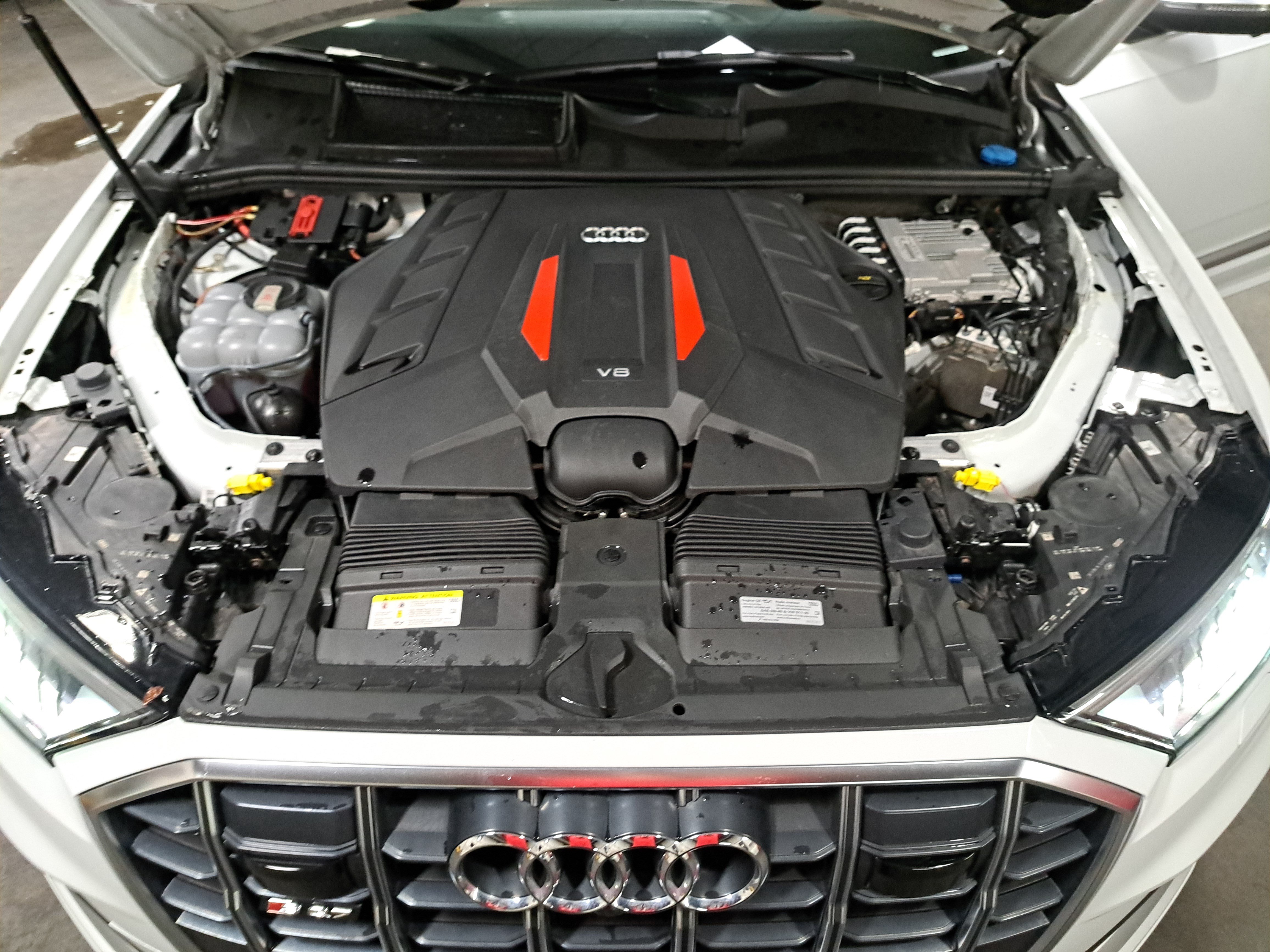 Used 2021 Audi SQ7 Premium Plus w/ Driver Assistance Package AWD/4WD image 30