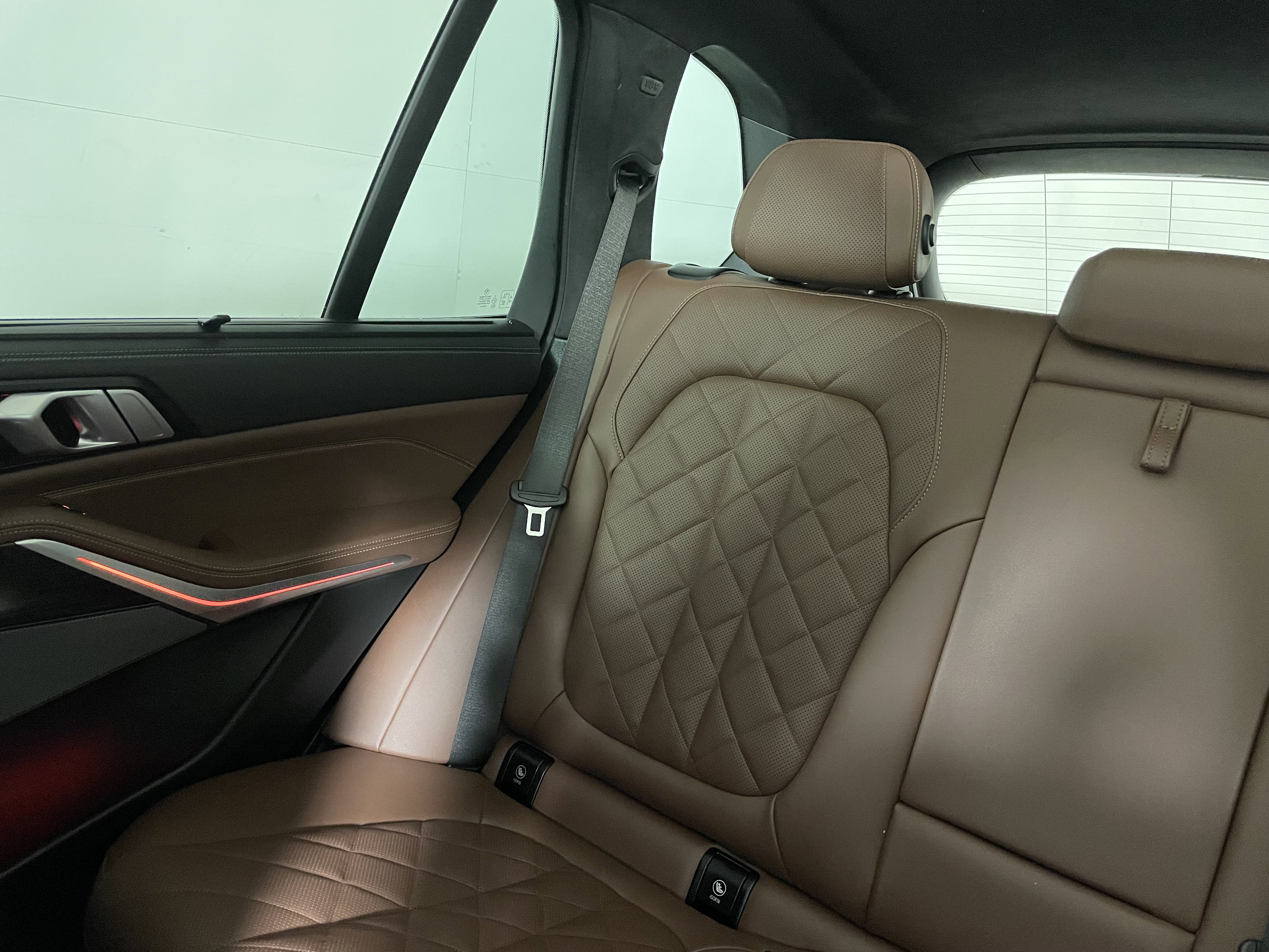 Used 2024 BMW X5 xDrive40i w/ M Sport Package image 13