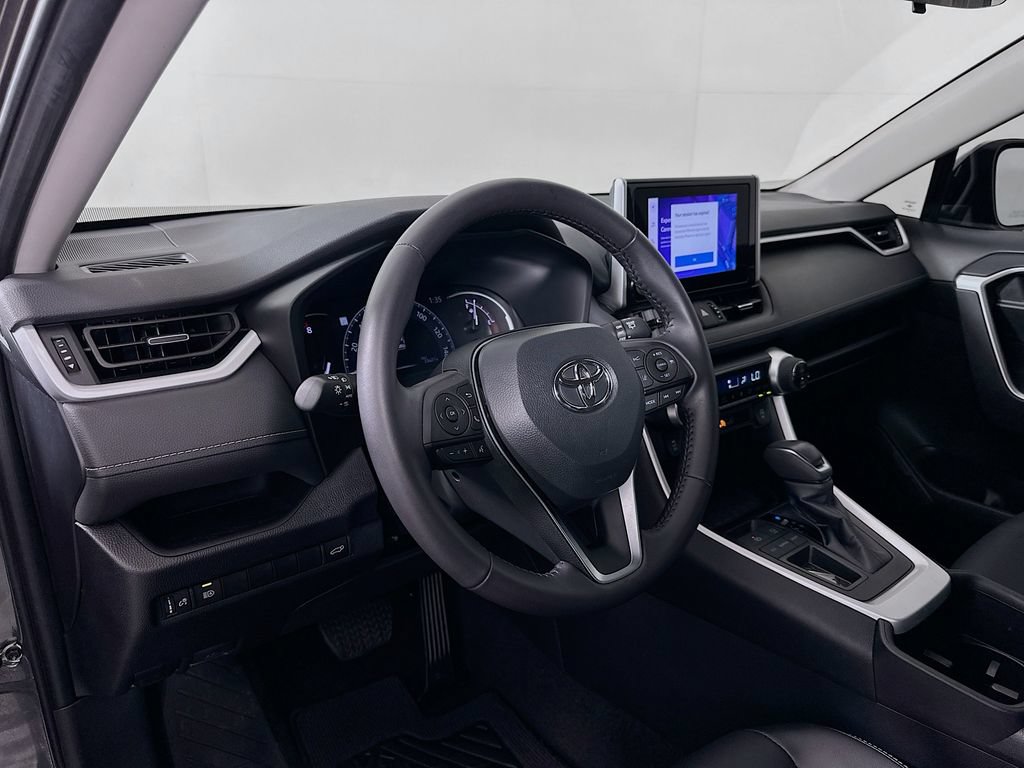 Used 2024 Toyota RAV4 XLE Premium FWD image 9