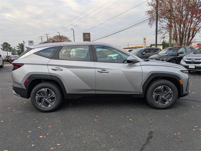 New 2026 Hyundai Tucson Blue SE w/ Tow & Go Package image 3