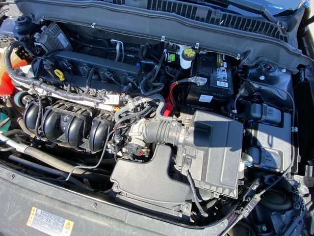 Used 2019 Ford Fusion SE FWD image 31