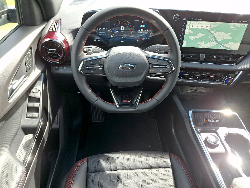 New 2027 Chevrolet Equinox RS w/ Convenience Package III FWD image 6