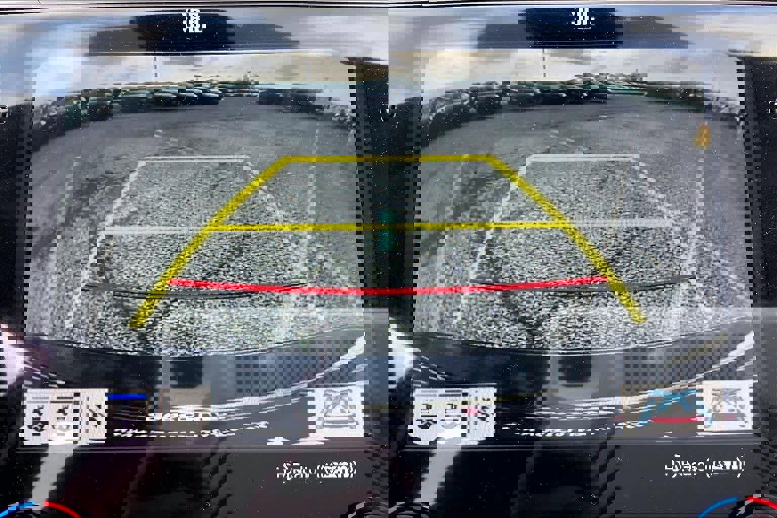 Used 2019 Toyota Camry XLE image 26