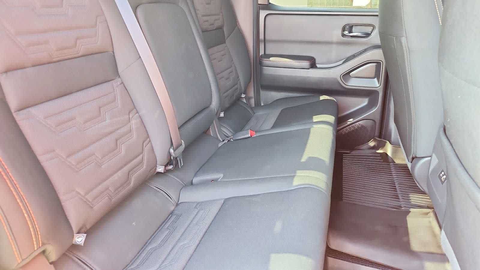 Used 2025 Nissan Frontier PRO-4X w/ Interior Protection Package AWD/4WD image 34
