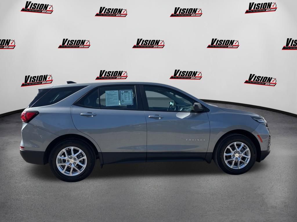 Used 2024 Chevrolet Equinox LS FWD image 23