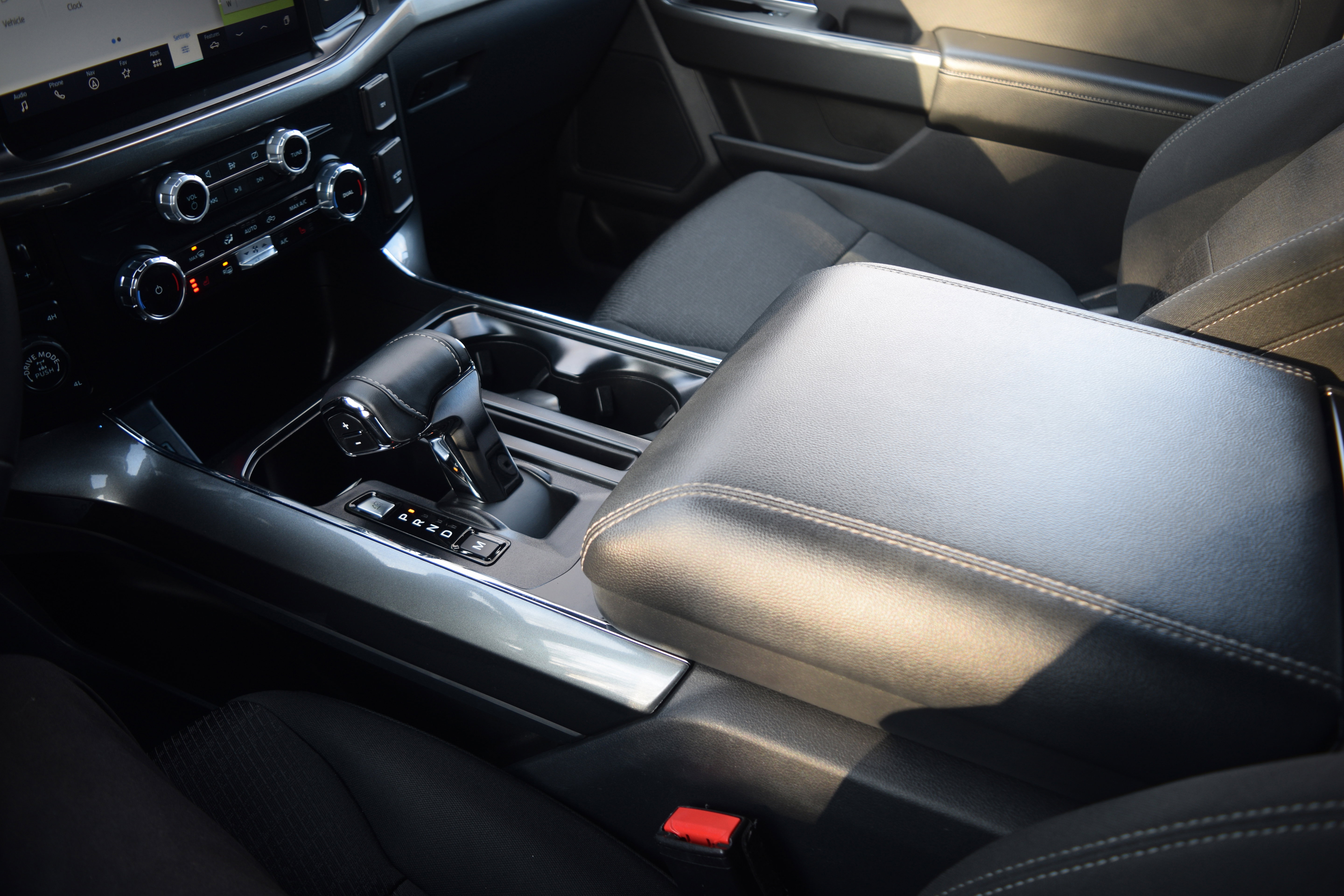 Used 2023 Ford F150 XLT w/ Equipment Group 302A High image 13