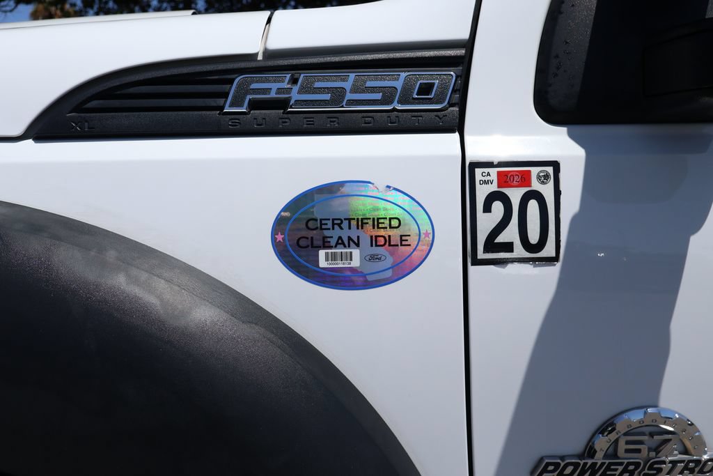 Used 2015 Ford F550 2WD Crew Cab Super Duty image 15