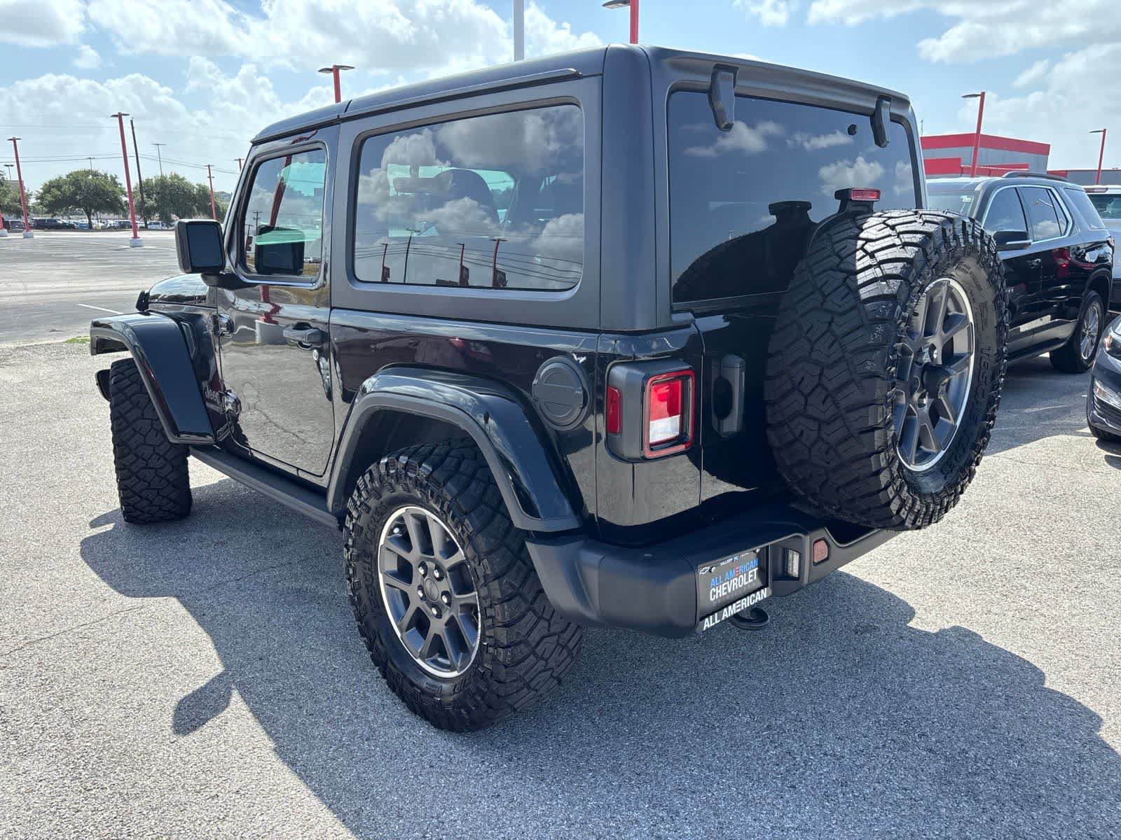 Used 2021 Jeep Wrangler Sport AWD/4WD image 4