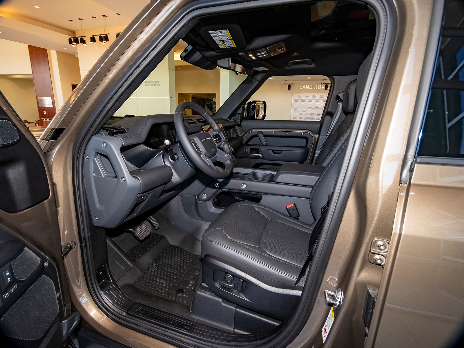 New 2026 Land Rover Defender 110 X-Dynamic SE AWD/4WD image 55