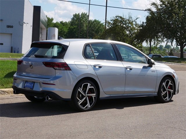 New 2025 Volkswagen GTI SE image 2