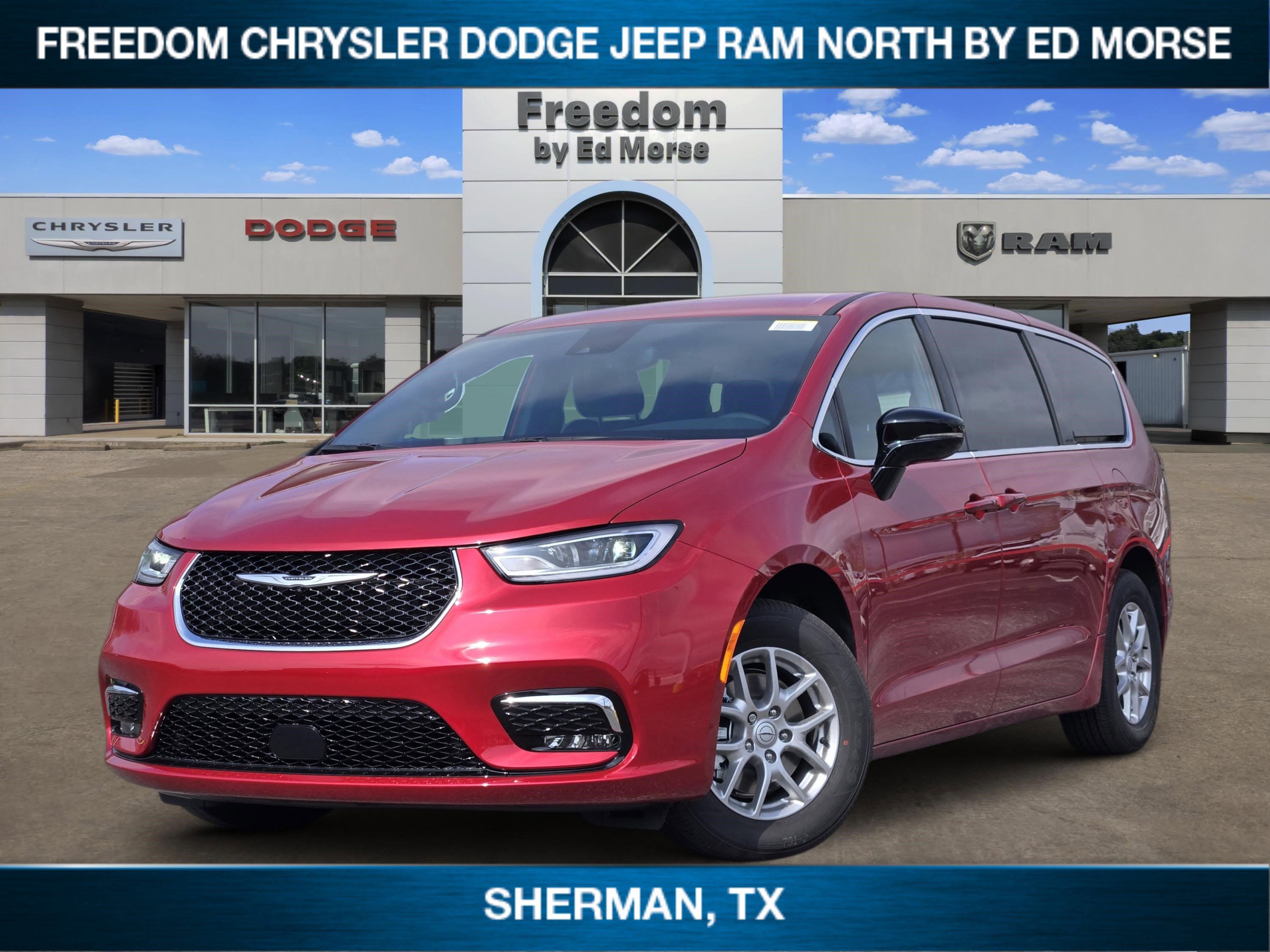New 2026 Chrysler Pacifica Select image 1