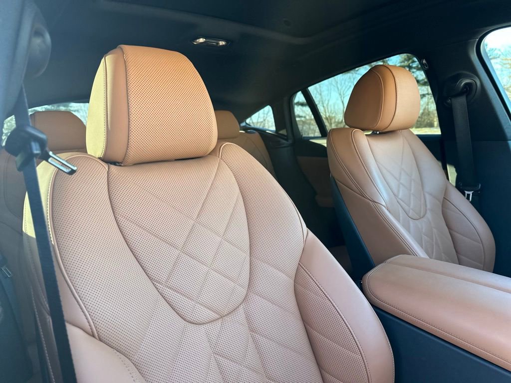 Used 2023 BMW X6 xDrive40i w/ Premium Package image 25