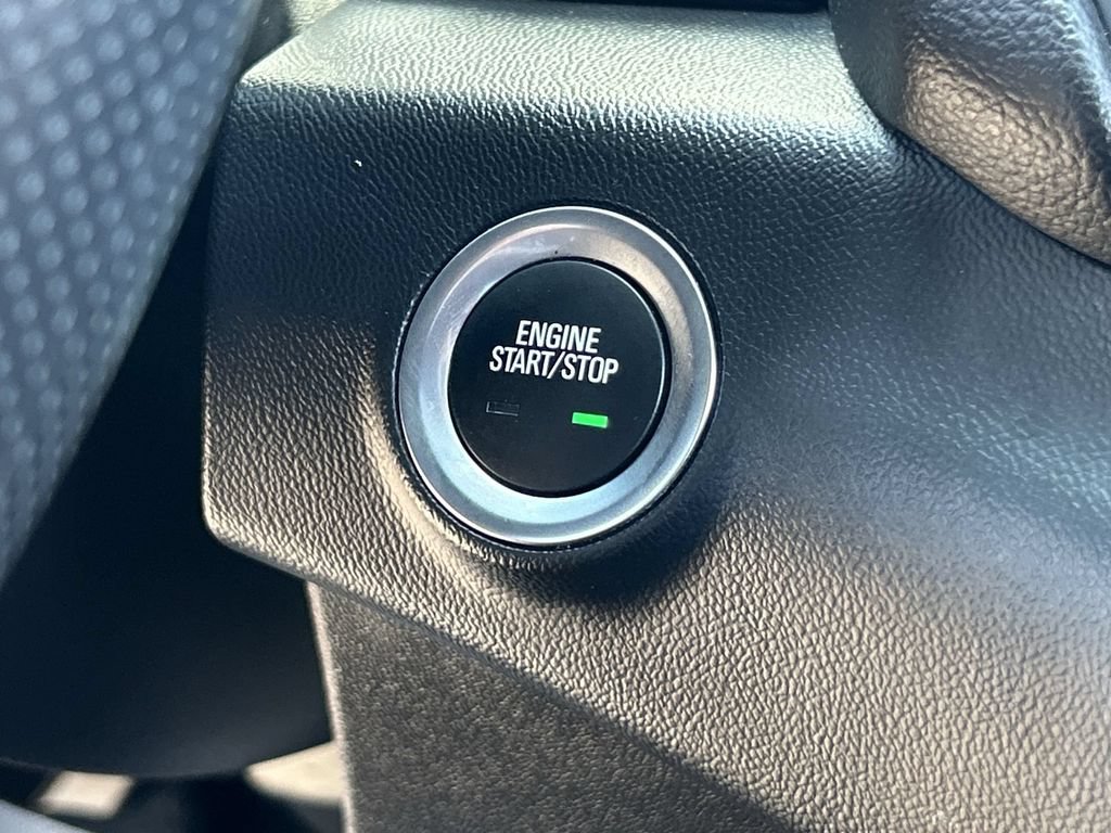 Used 2023 GMC Terrain SLE FWD image 17