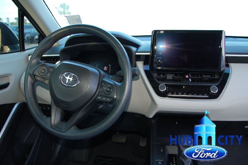 Used 2026 Toyota Corolla Cross L FWD image 19