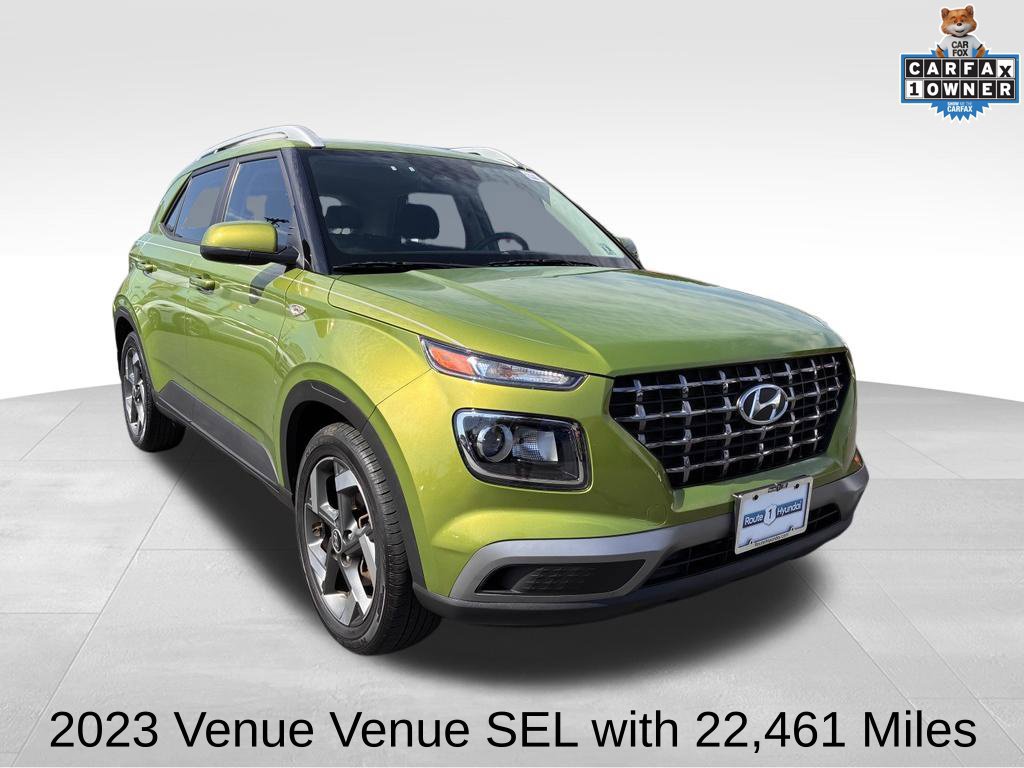 Used 2023 Hyundai Venue SEL w/ Cargo Package