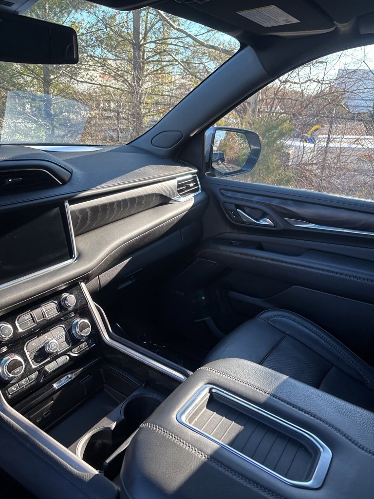 Used 2022 GMC Yukon Denali image 9