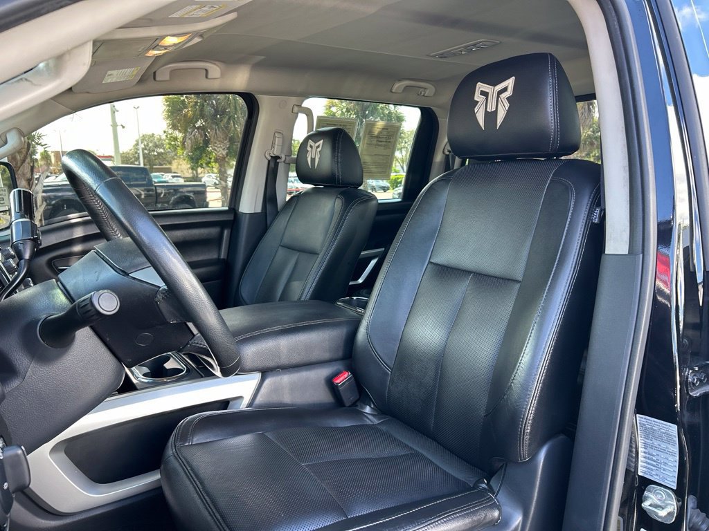 Used 2021 Nissan Titan SV w/ SV Convenience Package AWD/4WD image 20