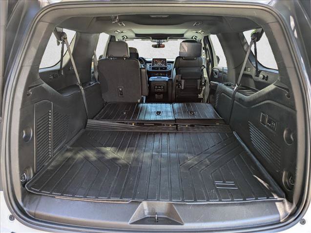 Used 2021 Chevrolet Suburban RST w/ Luxury Package AWD/4WD image 6