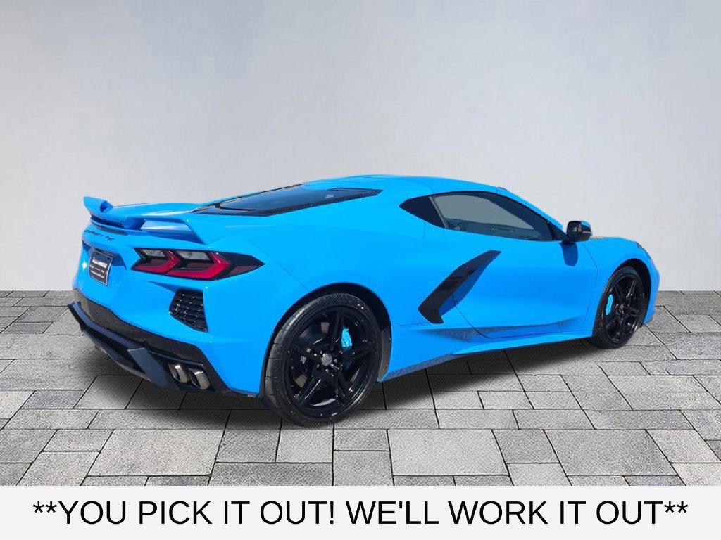 Used 2021 Chevrolet Corvette Stingray Coupe w/ Z51 Performance Package RWD image 7