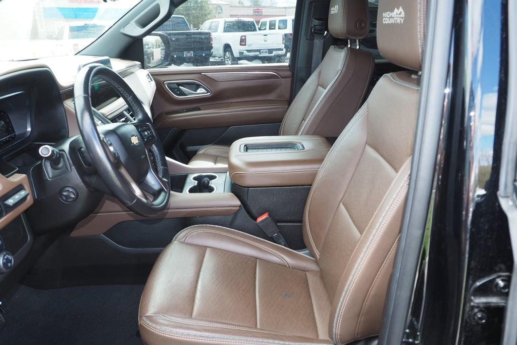 Used 2022 Chevrolet Suburban High Country w/ Premium Package 2 image 14
