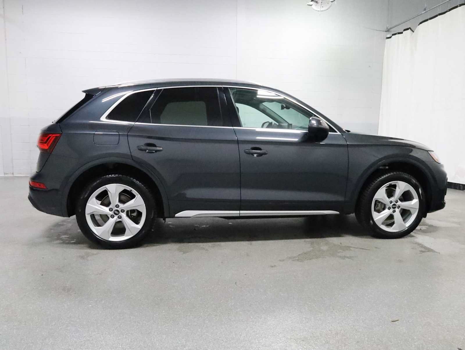 Used 2021 Audi Q5 Prestige w/ Prestige Package AWD/4WD image 10