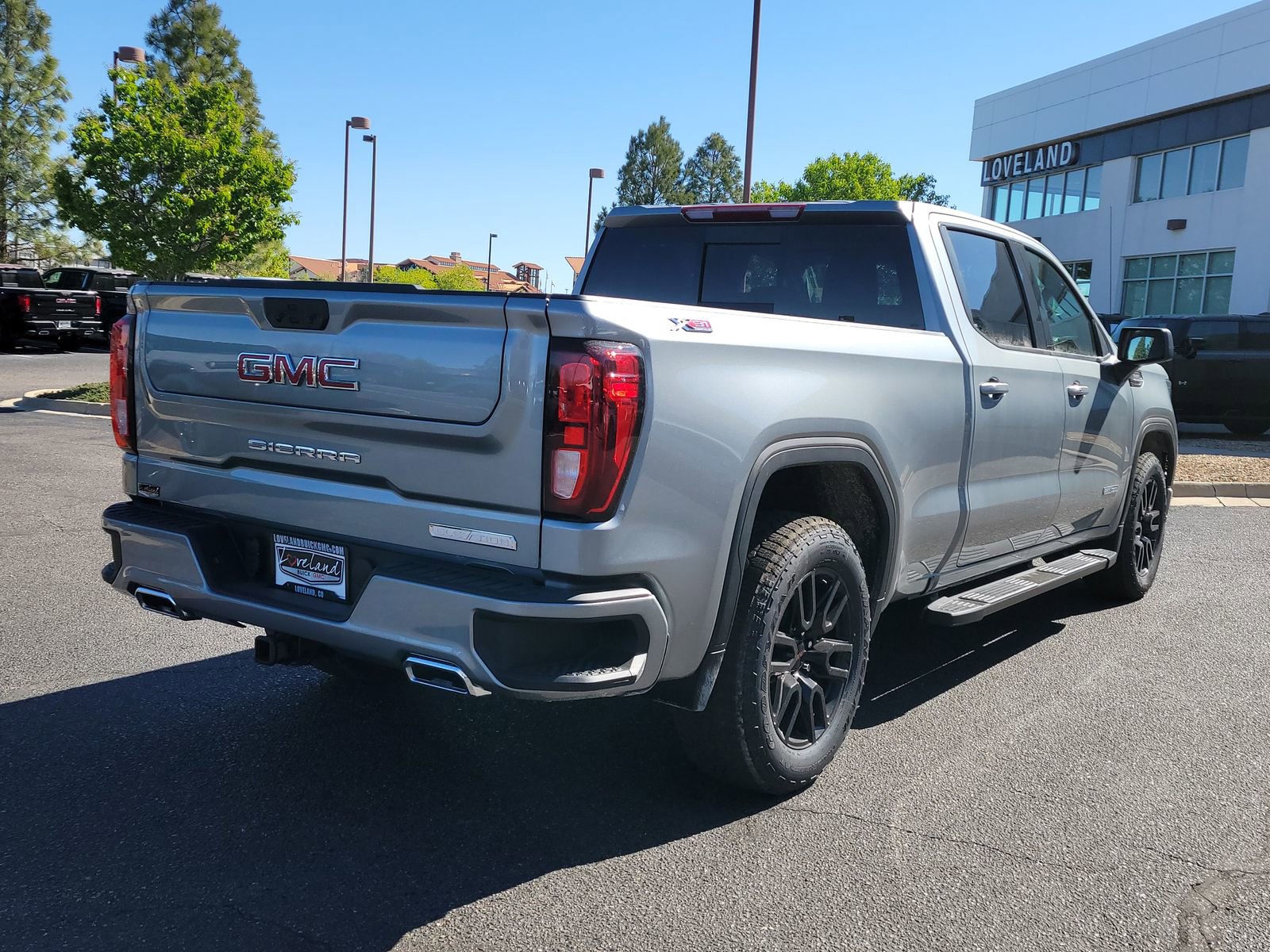 New 2026 GMC Sierra 1500 Elevation w/ Preferred Package AWD/4WD image 3
