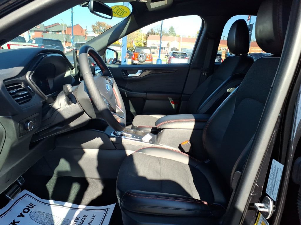 Used 2023 Ford Escape ST-Line Elite AWD/4WD image 13