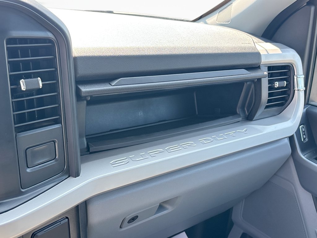 Certified 2024 Ford F450 XLT AWD/4WD image 38
