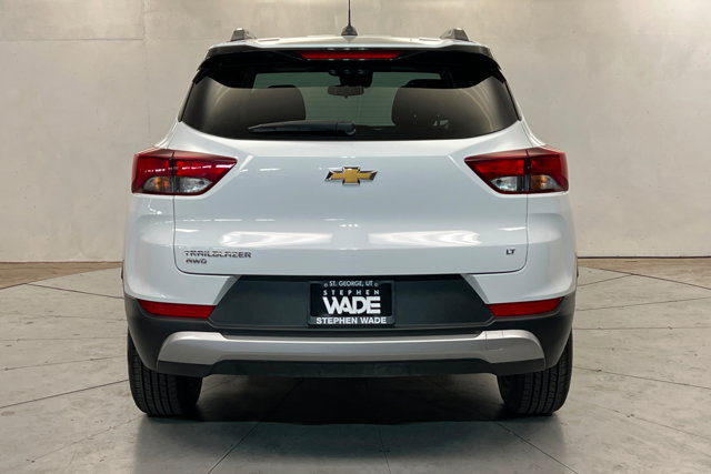 Used 2025 Chevrolet TrailBlazer LT AWD/4WD image 4