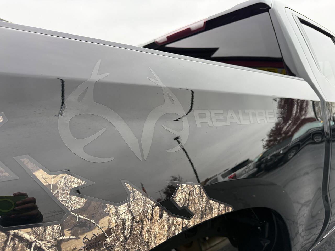 Used 2021 Chevrolet Silverado 1500 Custom Trail Boss w/ Realtree Special Edition image 9