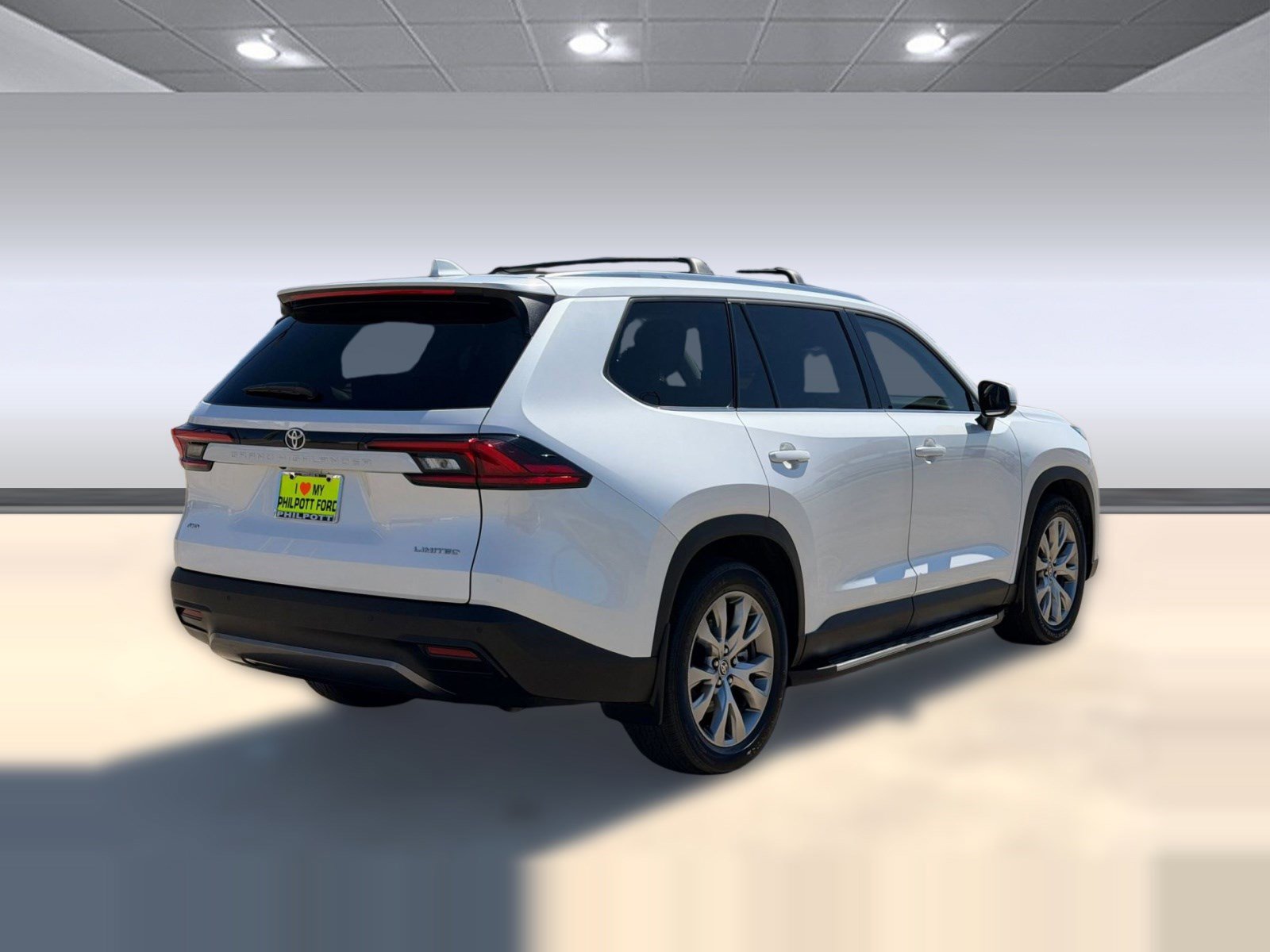 Used 2025 Toyota Grand Highlander Limited image 9