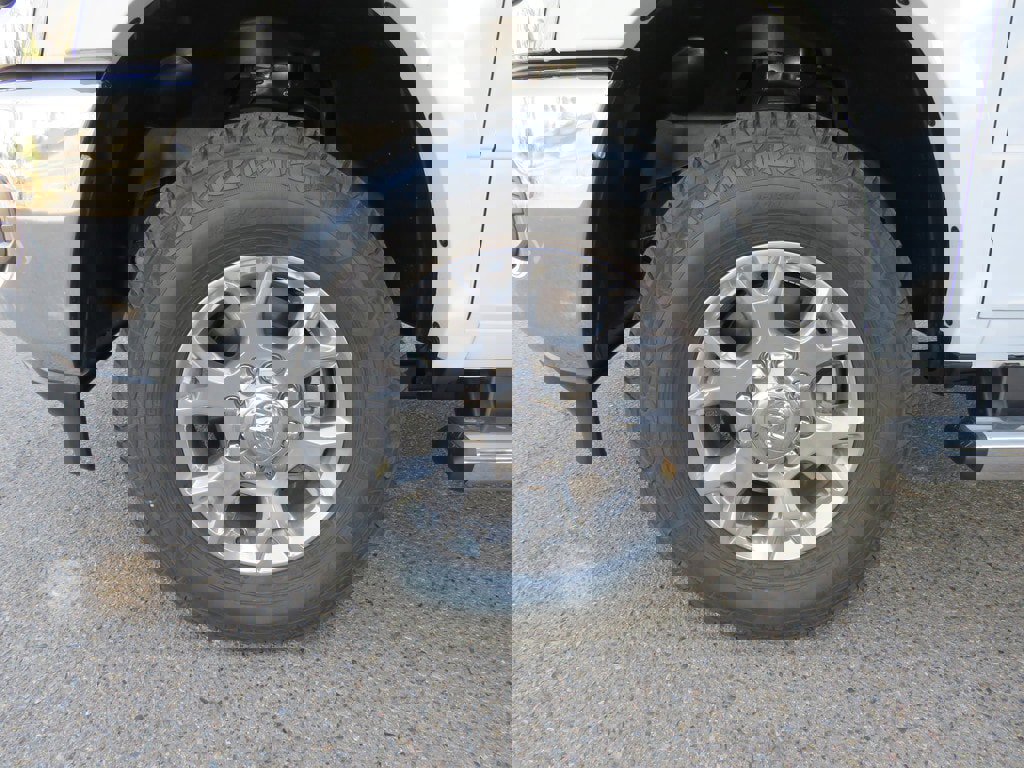 New 2022 RAM 3500 Tradesman w/ Chrome Appearance Group image 17