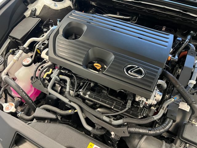 Used 2025 Lexus ES 300h w/ Premium Package FWD image 56