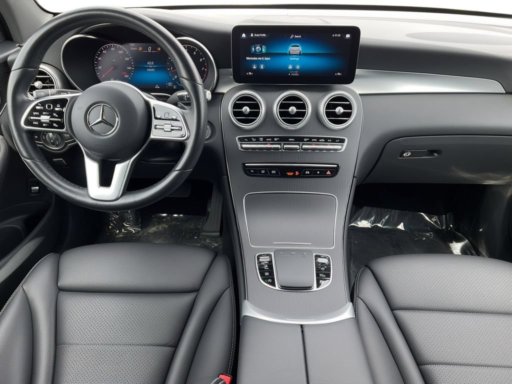 Used 2022 Mercedes-Benz GLC 300 4MATIC w/ Premium Package Lite image 5