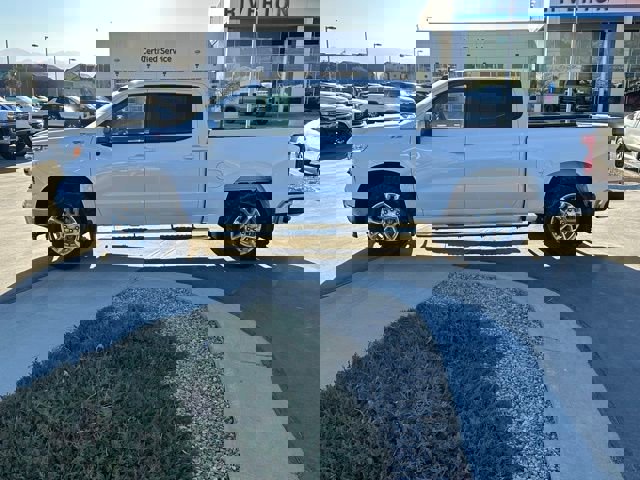 Certified 2024 Chevrolet Silverado 1500 LT w/ Z71 Off-Road Package image 19