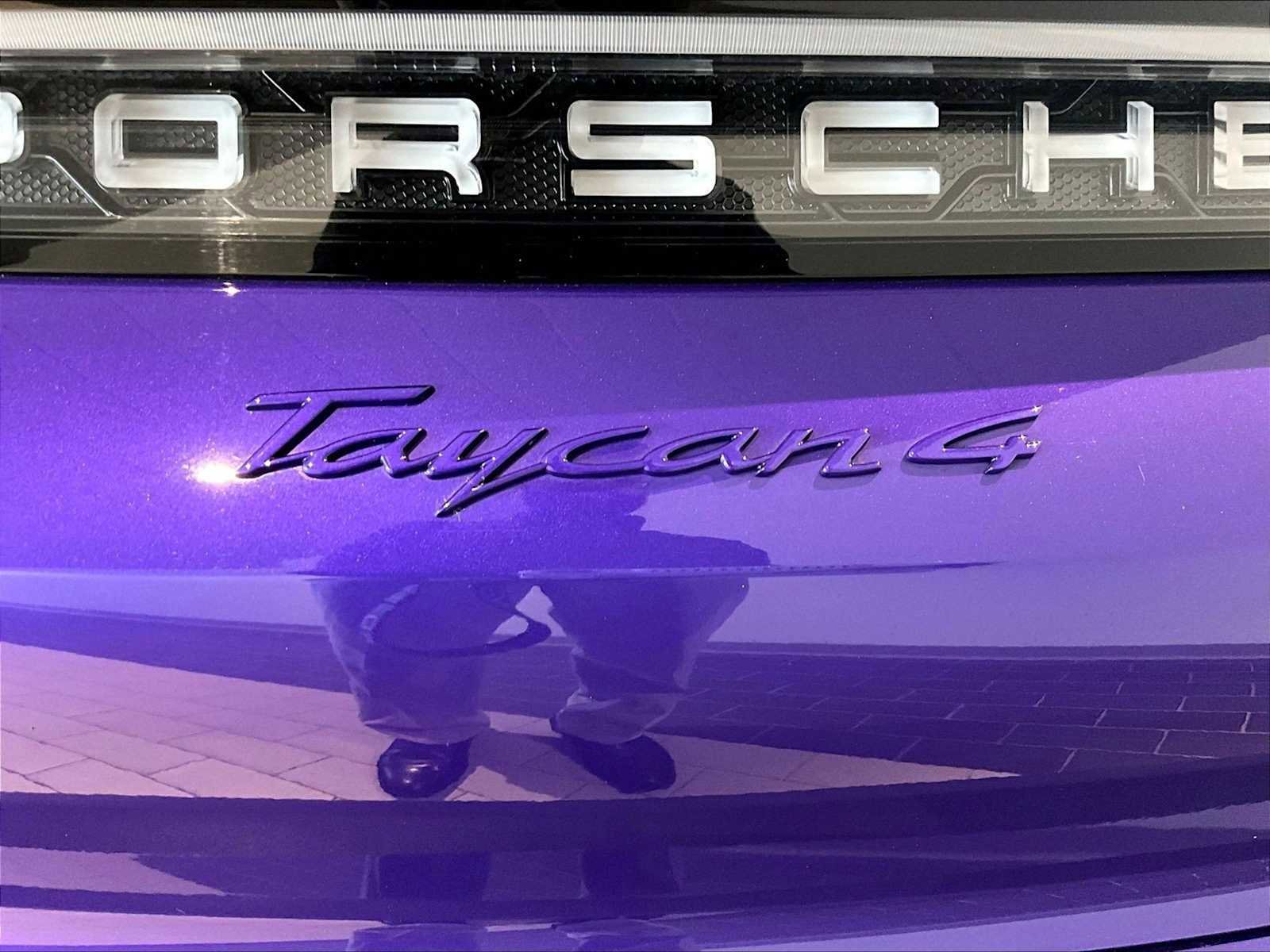Used 2025 Porsche Taycan AWD/4WD image 36