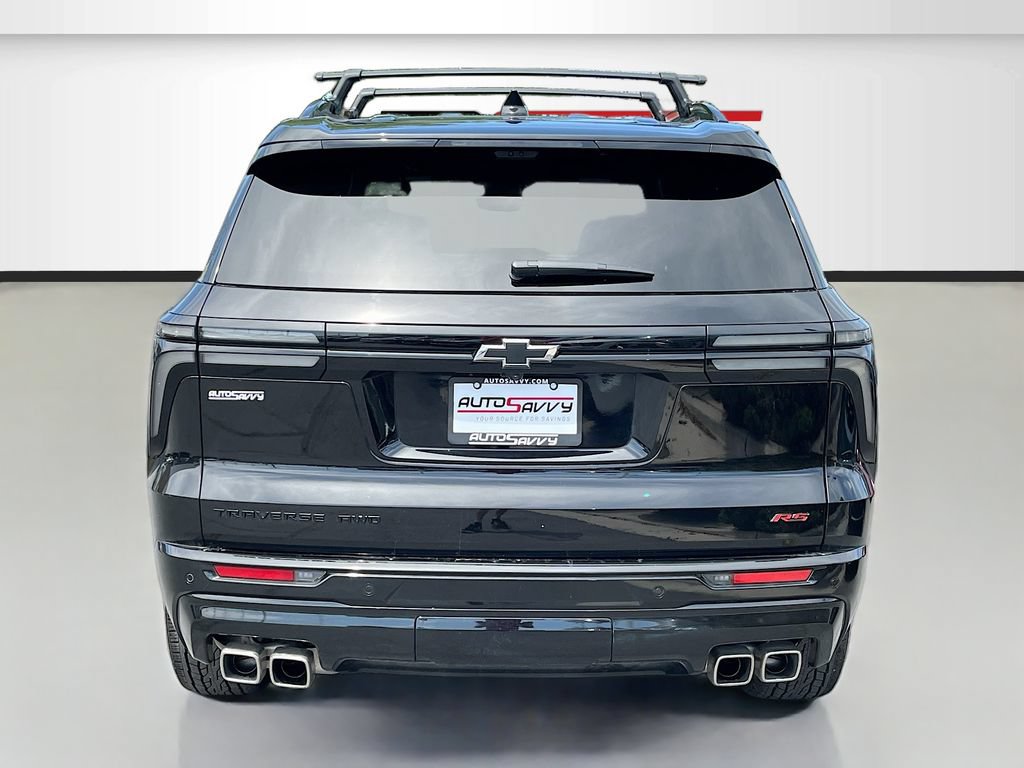 Used 2025 Chevrolet Traverse RS w/ LPO, Floor Liner Package AWD/4WD image 6