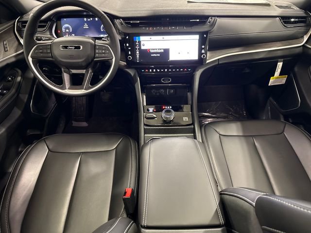 New 2026 Jeep Grand Cherokee L Limited w/ Limited Altitude Package AWD/4WD image 16