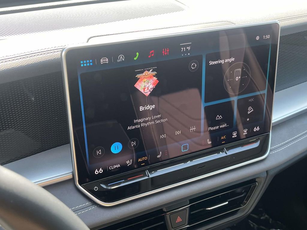New 2026 Volkswagen Tiguan SE AWD/4WD image 18
