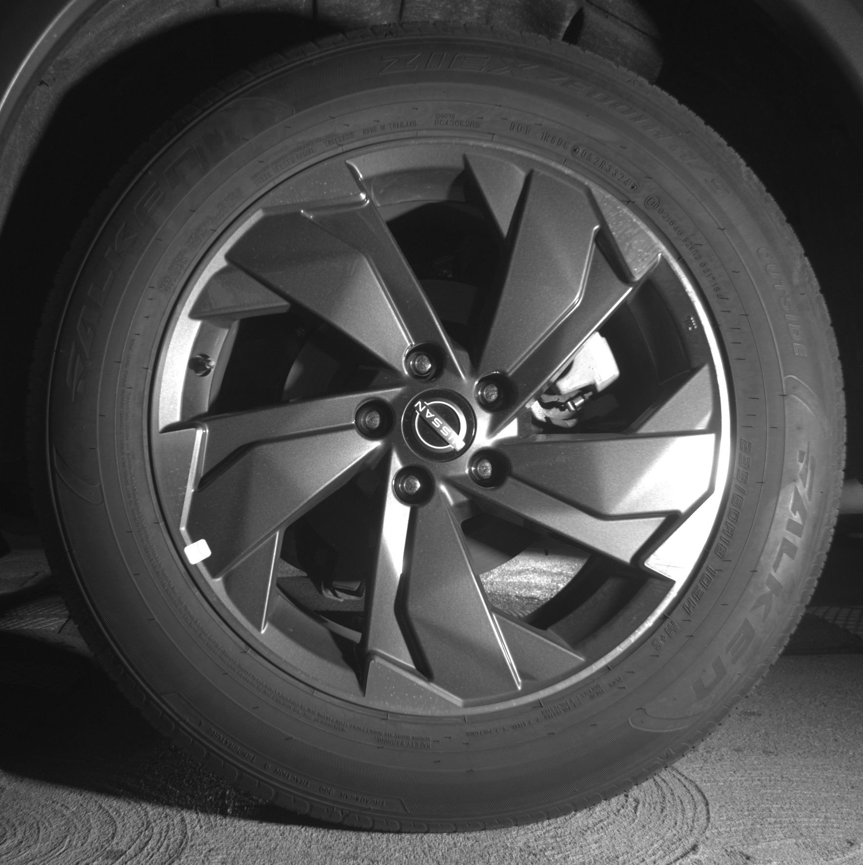 Used 2025 Nissan Rogue SV FWD image 14