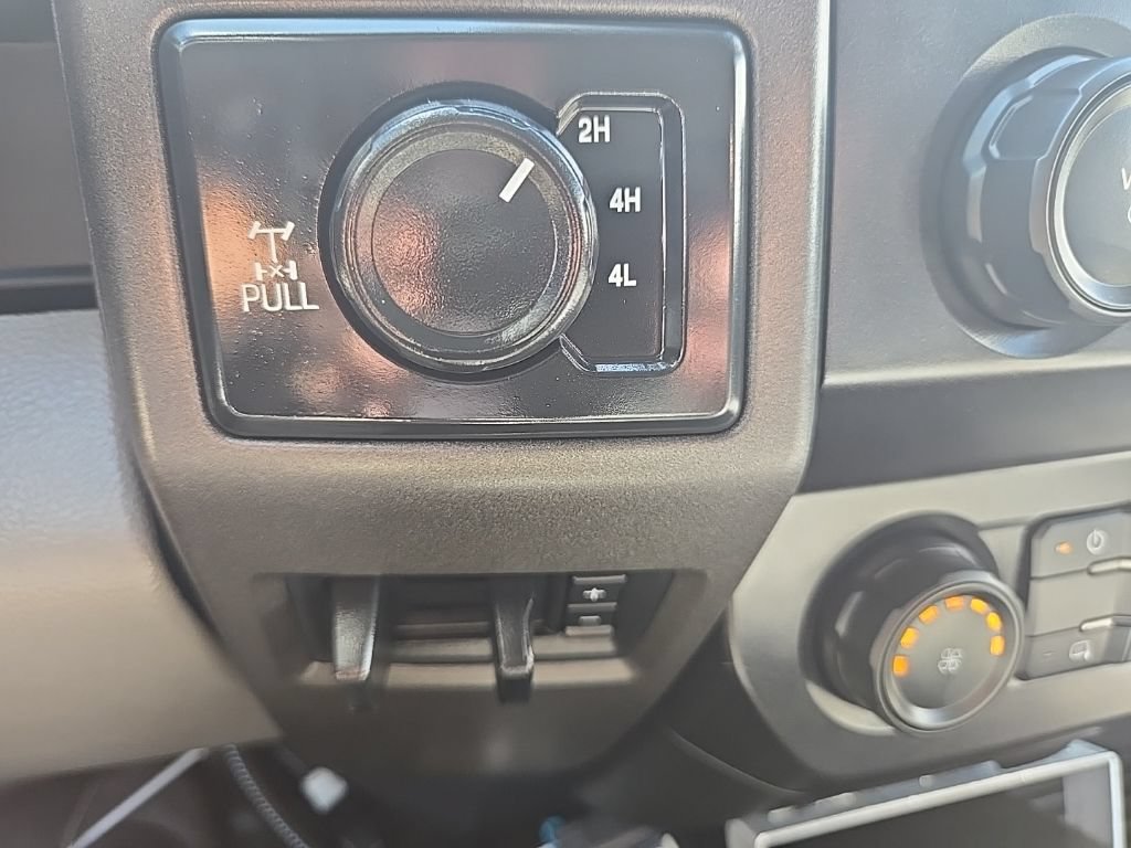 Used 2022 Ford F250 XL w/ Power Equipment Group AWD/4WD image 15