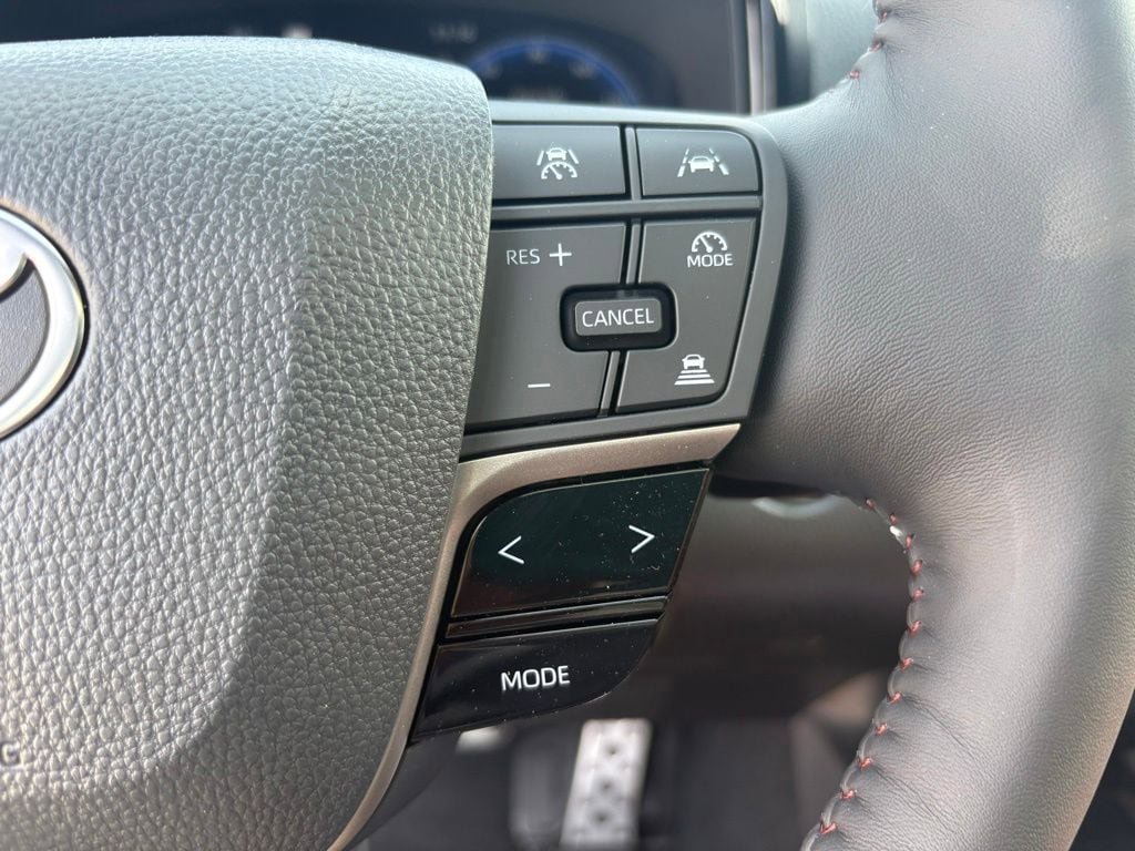 New 2026 Toyota Camry XSE AWD/4WD image 33