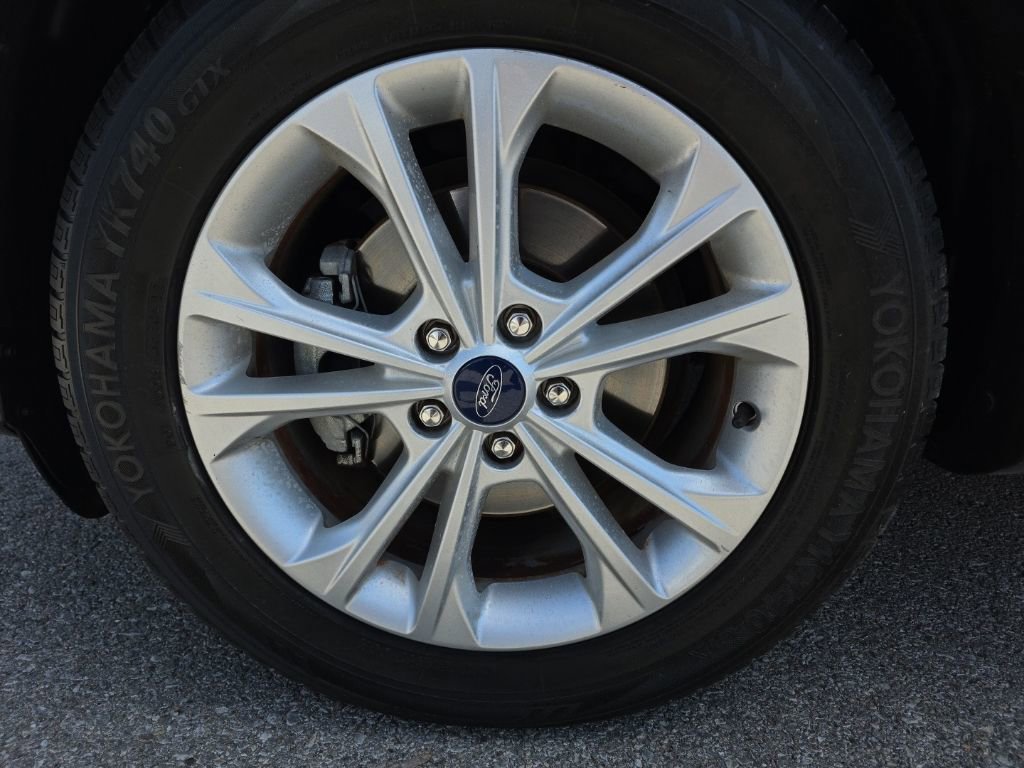 Used 2018 Ford Escape SE image 23