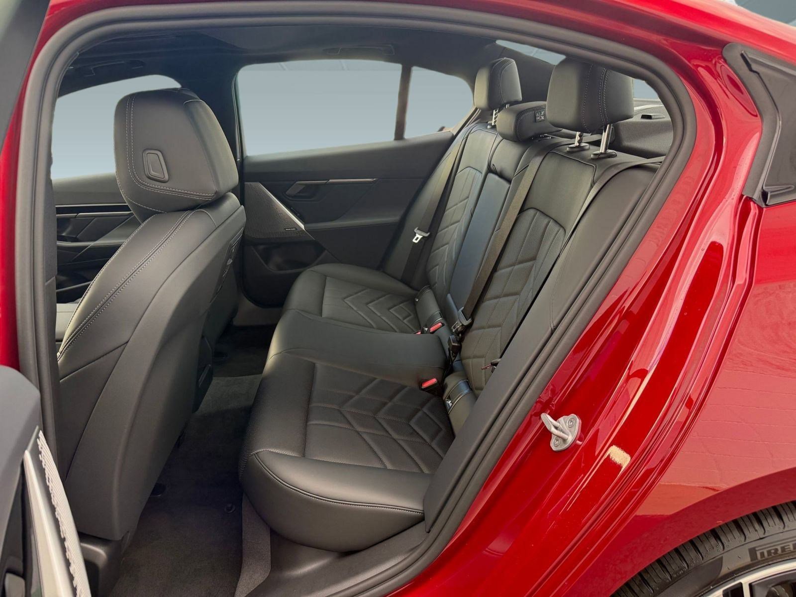 Used 2026 BMW 530i w/ M Sport Package image 13